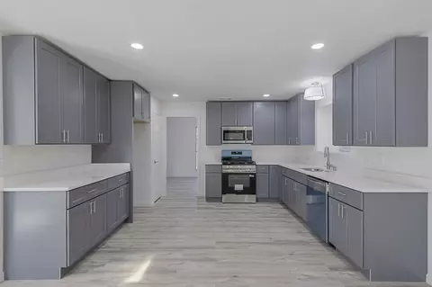 Kitchen - 5914 Beacon Dr, Rowlett, TX 75089 photo 2 of 3