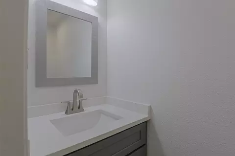 Bath - 5914 Beacon Dr, Rowlett, TX 75089 photo 1 of 4