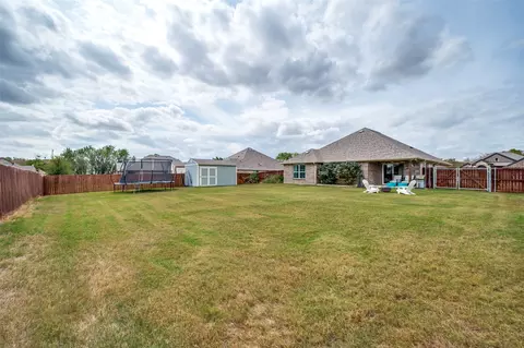 Exterior - 112 Kens Ct, Pilot Point, TX 76258 photo 5 of 7