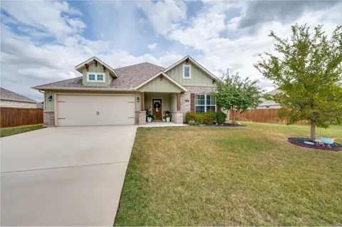 Exterior - 112 Kens Ct, Pilot Point, TX 76258 photo 7 of 7