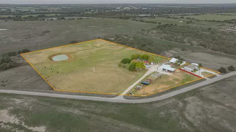 4703 Pure Country Ln, Aubrey, TX 76227
