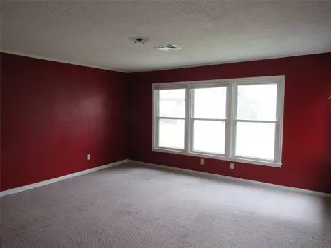 Living - 3120 Mitchell Ave, Waco, TX 76708 photo 3 of 4