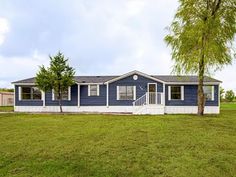 129 Hearne Ln, Red Oak, TX 75154