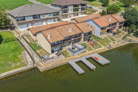 5515 Club Cove Ct, Granbury, TX 76049
