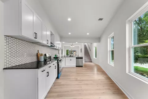 2428 Saint Clair Dr, Dallas, TX 75215
