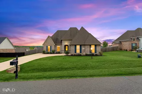 2066 Highpoint Pl, Haughton, LA 71037
