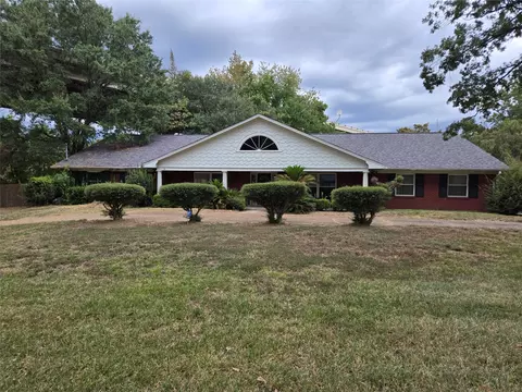 5426 Briarcliff Cir, Shreveport, LA 71109