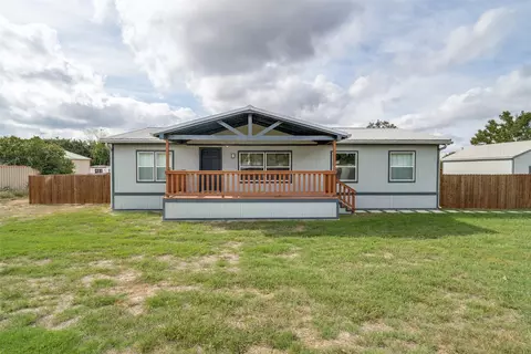 131 Lipan Trl, Weatherford, TX 76087
