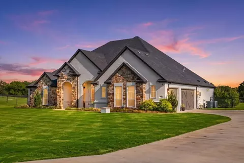 1017 Moriah Rd, Weatherford, TX 76087