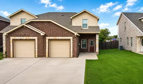904 Parkplace Rdg, Princeton, TX 75407