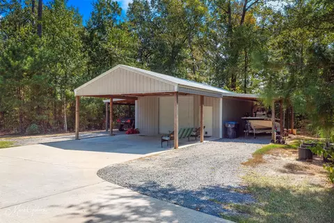 Exterior - 2516 Old Plain Dealing Rd, Plain Dealing, LA 71064 photo 10 of 10