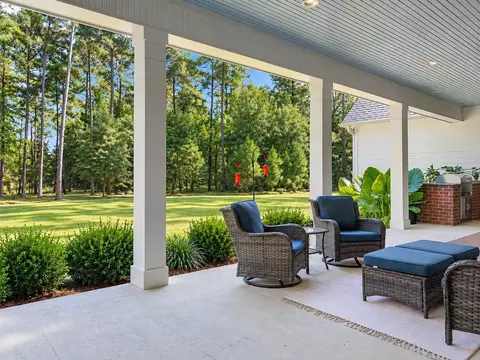 Exterior - 2516 Old Plain Dealing Rd, Plain Dealing, LA 71064 photo 5 of 10