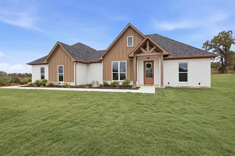 124 Norene Ln, Weatherford, TX 76088