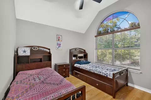 Bedroom - 2600 Juniper Dr, Euless, TX 76039 photo 7 of 10