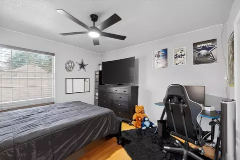 Bedroom - 2600 Juniper Dr, Euless, TX 76039 photo 10 of 10