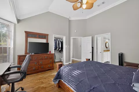 Bedroom - 2600 Juniper Dr, Euless, TX 76039 photo 6 of 10