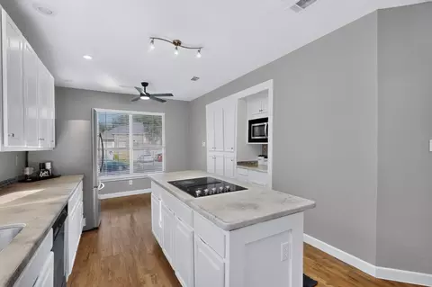 Kitchen - 2600 Juniper Dr, Euless, TX 76039 photo 3 of 4