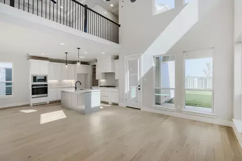 Living - 1604 Ramble Way, Celina, TX 75009 photo 2 of 4