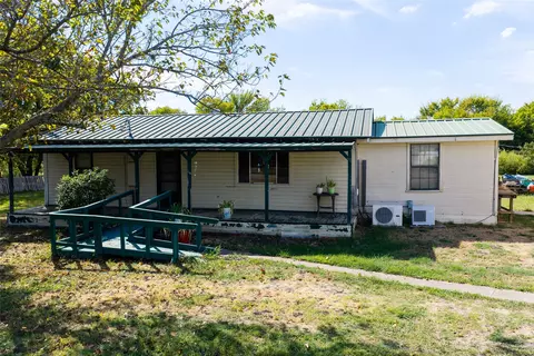 80 County Road 1118, Caddo Mills, TX 75135