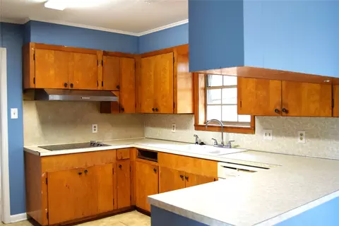 Kitchen - 366 Chris Dr, Minden, LA 71055 photo 1 of 2