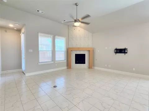 Living - 1501 Waxwing Pl, Celina, TX 75009 photo 1 of 3