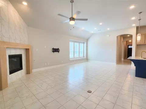 Living - 1501 Waxwing Pl, Celina, TX 75009 photo 2 of 3
