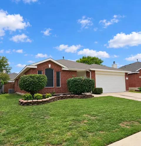 849 Fox Hunt Trl, Fort Worth, TX 76179