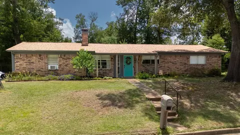 225 Powell Dr, Tyler, TX 75703