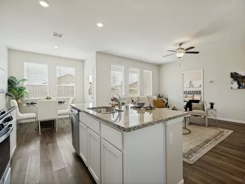 Kitchen - 1512 Fields View Dr, Anna, TX 75409 photo 3 of 4