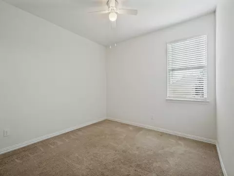 Bedroom - 1512 Fields View Dr, Anna, TX 75409 photo 4 of 5
