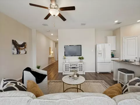 Living - 1512 Fields View Dr, Anna, TX 75409 photo 4 of 4