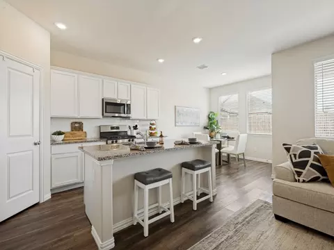 Kitchen - 1512 Fields View Dr, Anna, TX 75409 photo 2 of 4
