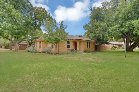 7112 Turner Ter, North Richland Hills, TX 76180