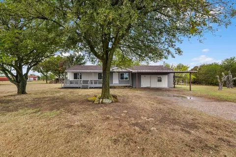 319 Green Acres Rd, Weatherford, TX 76088
