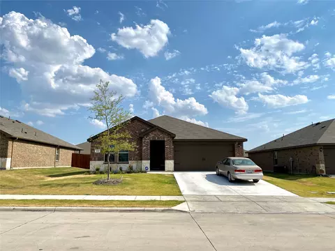 408 Wrangler Dr, Royse City, TX 75189