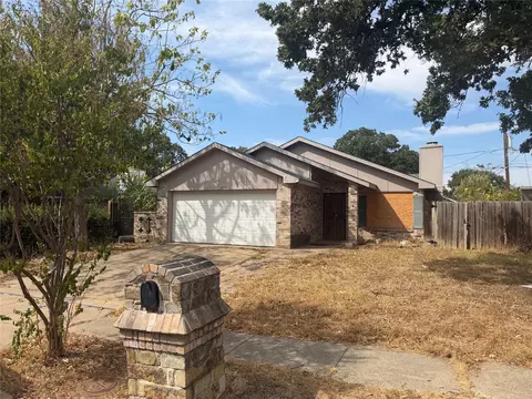 10823 Addie Rd, Dallas, TX 75217