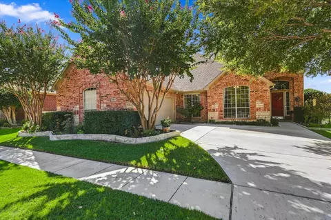 6401 Hampton Ct, The Colony, TX 75056