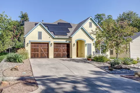 2417 Ryan Ave, Fort Worth, TX 76110