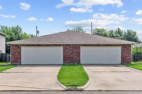 905-907 N Brents Ave, Sherman, TX 75090