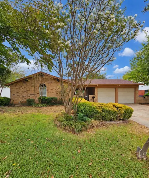 7508 Jade Cir, North Richland Hills, TX 76180