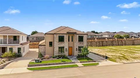 934 El Dorado St, Weatherford, TX 76086