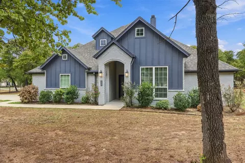 350 Timbers Cir, Poolville, TX 76487