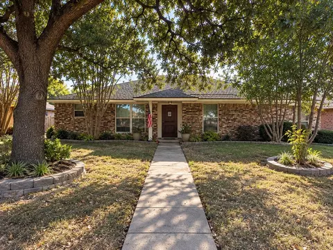 1920 Big Sky Dr, Lewisville, TX 75077