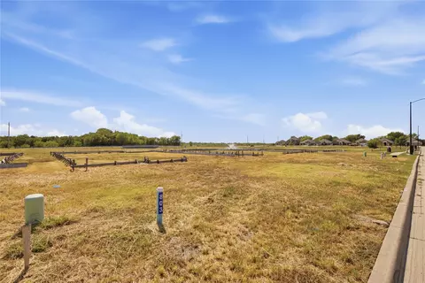 803 Greyson Ln, Greenville, TX 75402