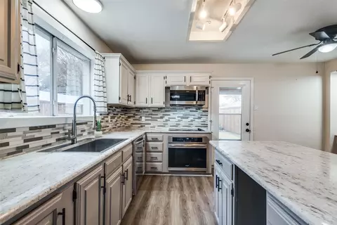 1846 Tucson Dr, Lewisville, TX 75077