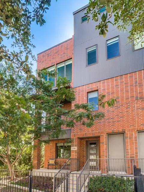 2901 Wingate St, Fort Worth, TX 76107