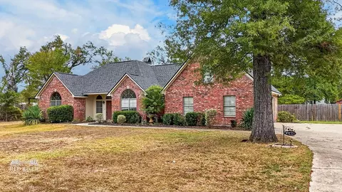 10571 Norris Ferry Rd, Shreveport, LA 71106