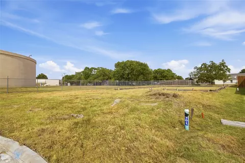 7301 Scott Ln, Greenville, TX 75402