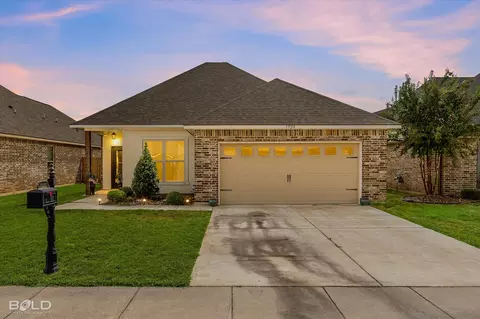 1928 Valdemar Pl, Bossier City, LA 71112