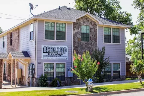 1201 Bernard St, Denton, TX 76201